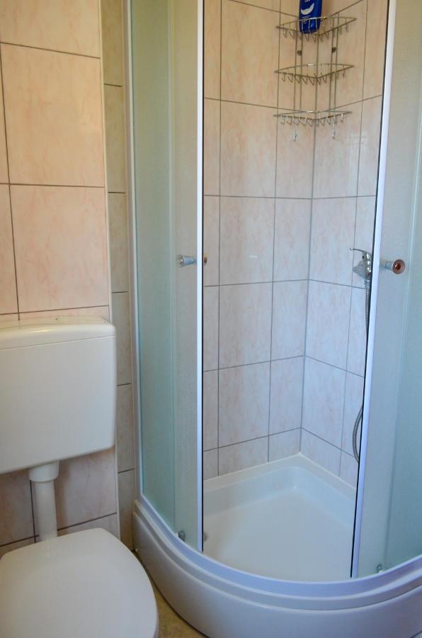 Mihaela Studio Apartmans 150M Near The Beach Kaštela Esterno foto