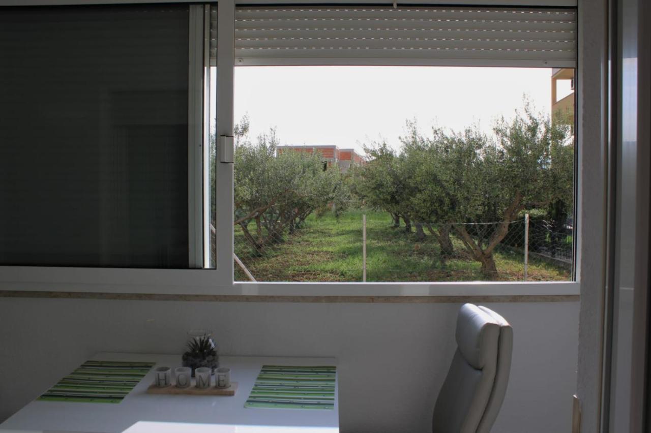 Mihaela Studio Apartmans 150M Near The Beach Kaštela Esterno foto